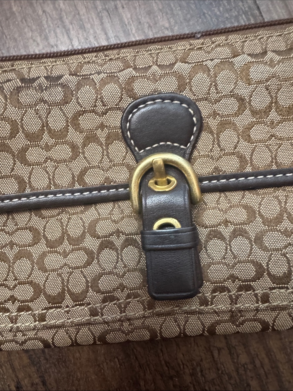 Coach Soho Vintage Tan and Brown Signature Canvas Wristlet with Leather Trim - Picture 5 of 16